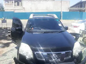 Nissan Extrail T31 2010 Model Front Windscreen