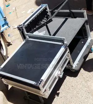 8units Pa Mounting Rack Flight Case