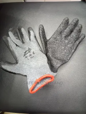 Safety Gloves-Oil Resistant