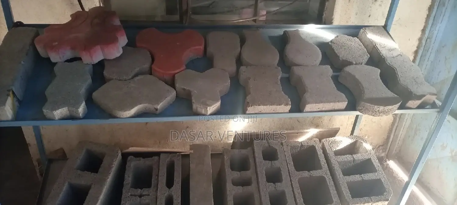 QTJ-4-40 Concrete Block Making Machine