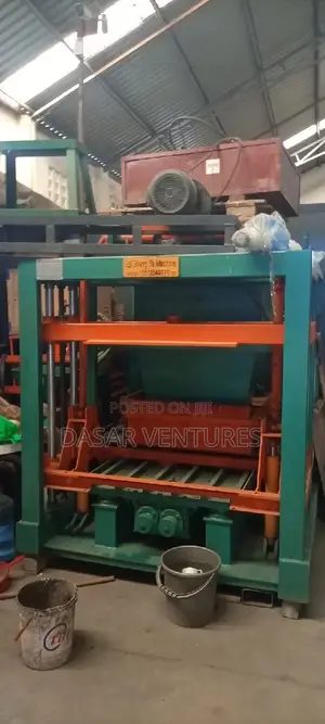 QTJ-4-40 Concrete Block Making Machine