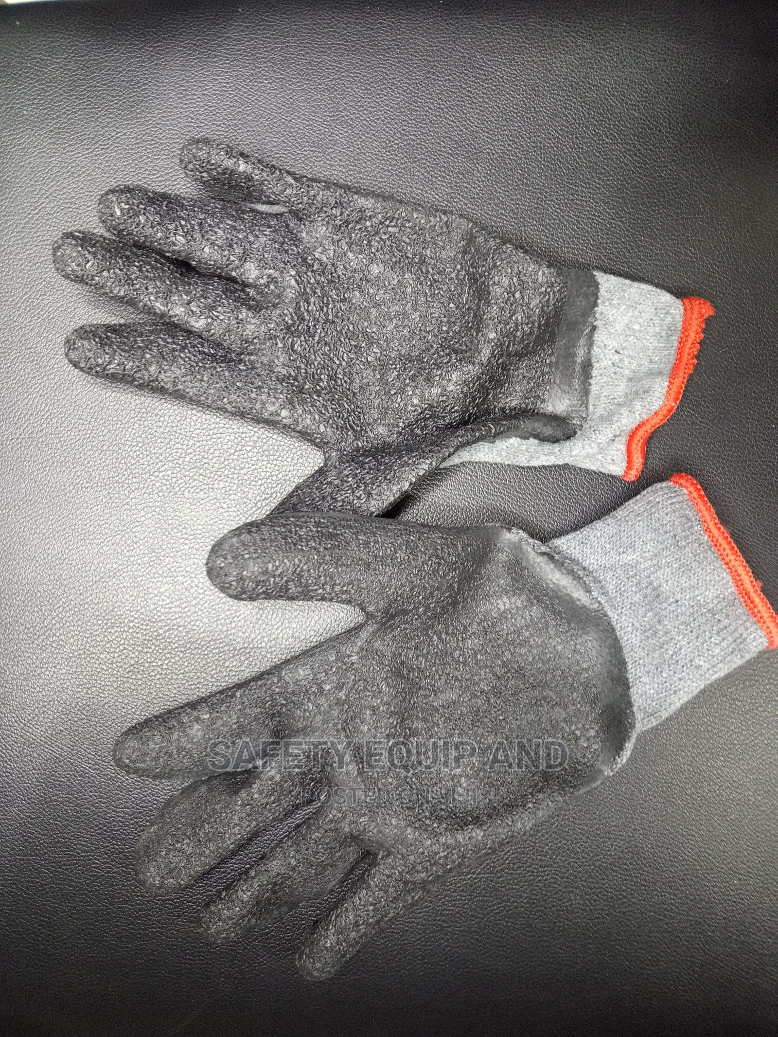 Diamond Gloves With Nitrile Coated
