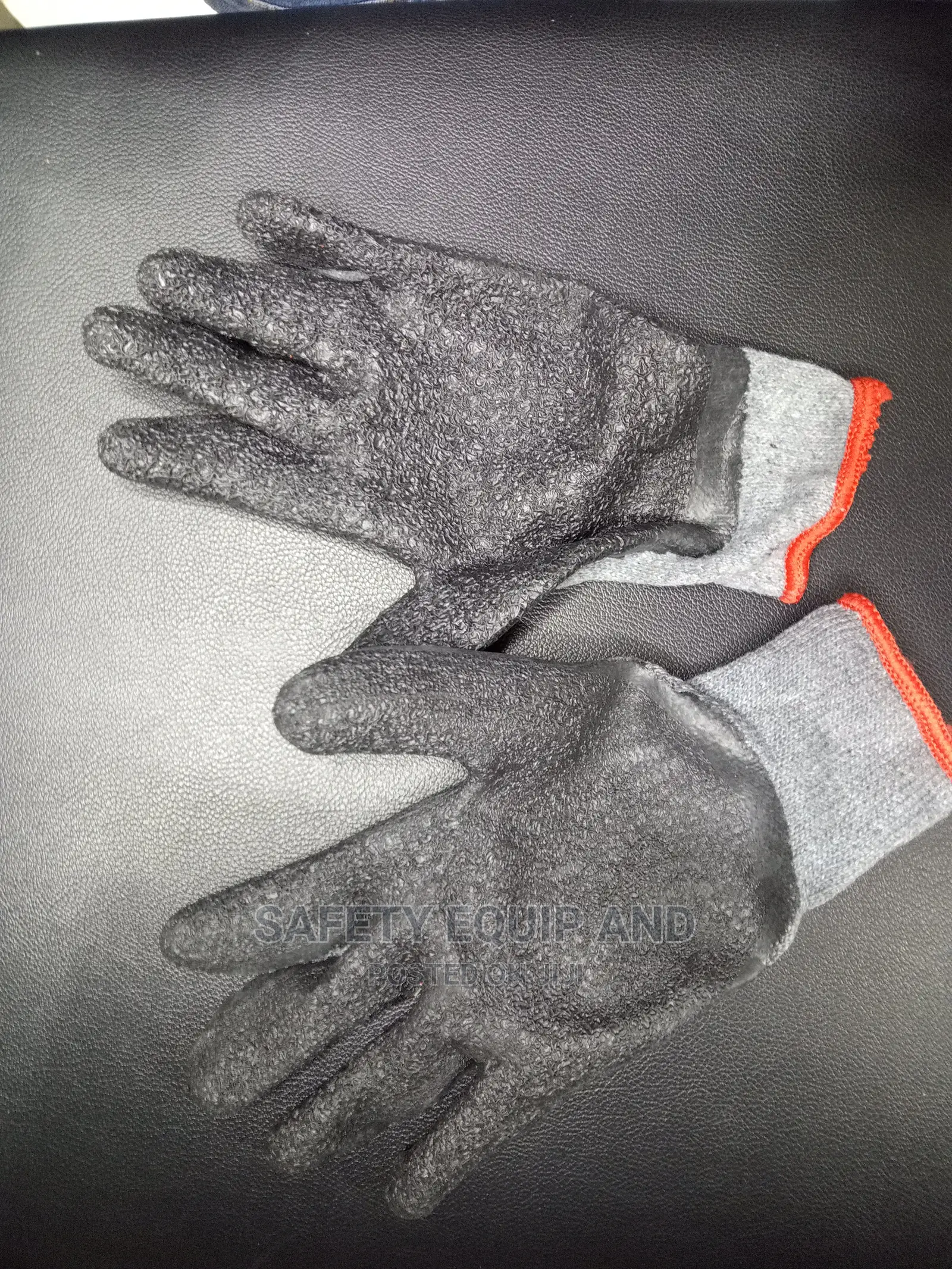 Diamond Gloves With Nitrile Coated