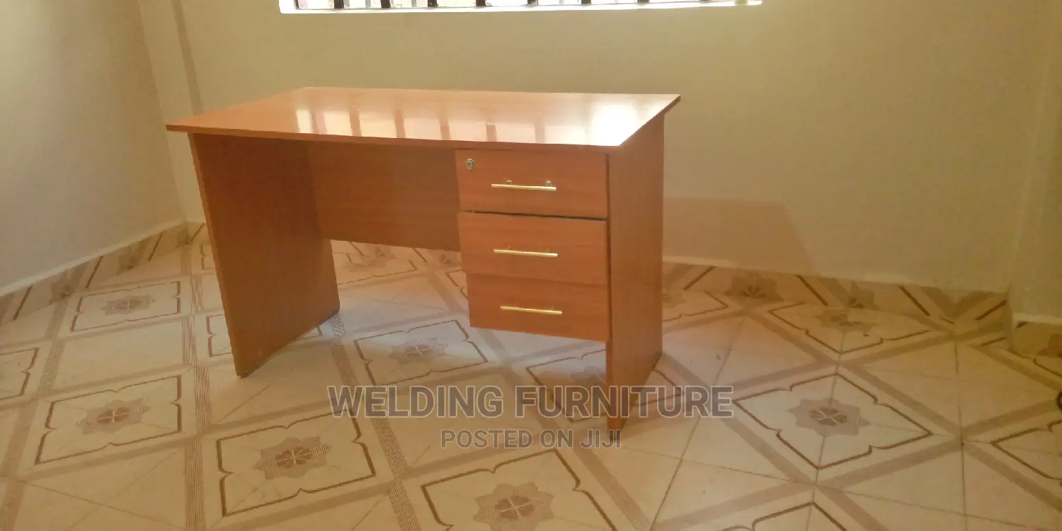 Office Desk or Study Table