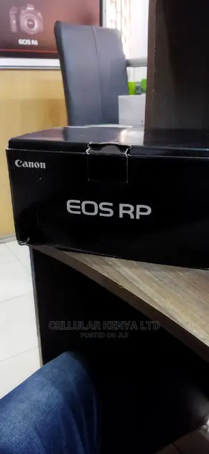 Canon EOS RP Mirrorless Camera