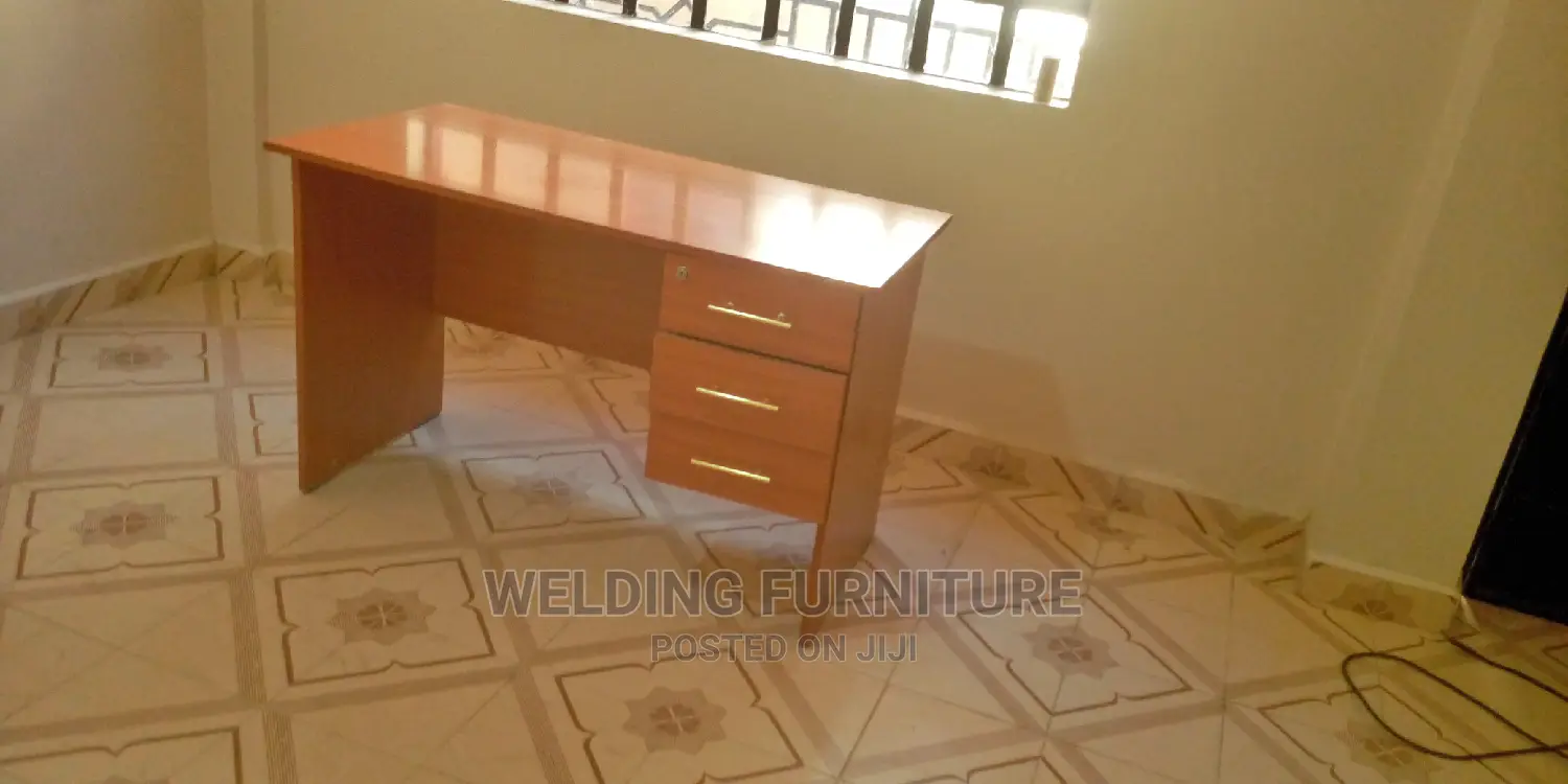 Office Deck Study Table