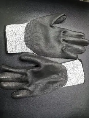 Palm Cut Five Safety Gloves- Black