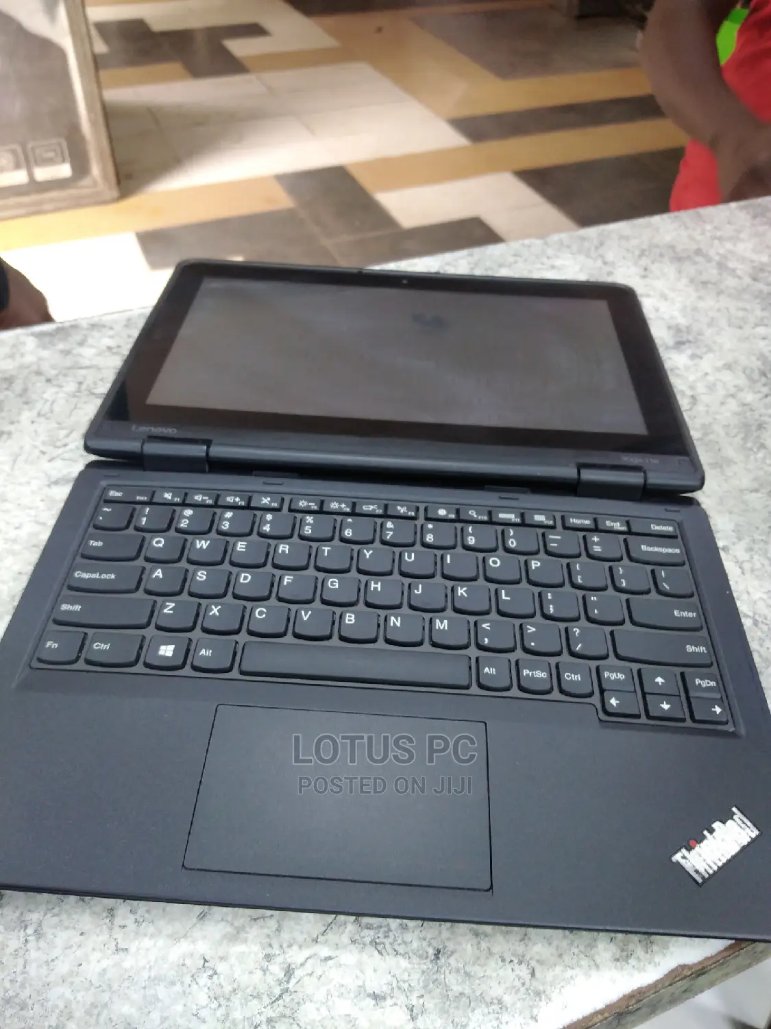Laptop Lenovo Yoga 11e 4GB Intel Celeron SSD 128GB