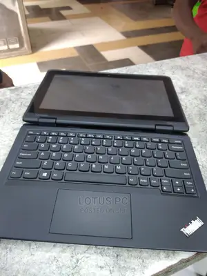 Laptop Lenovo Yoga 11e 4GB Intel Celeron SSD 128GB