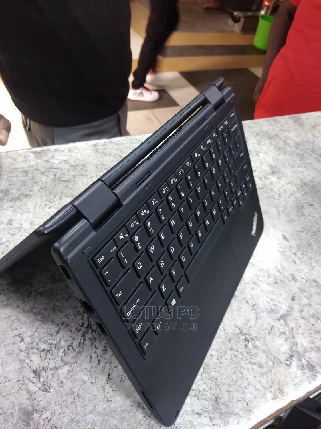 Laptop Lenovo Yoga 11e 4GB Intel Celeron SSD 128GB