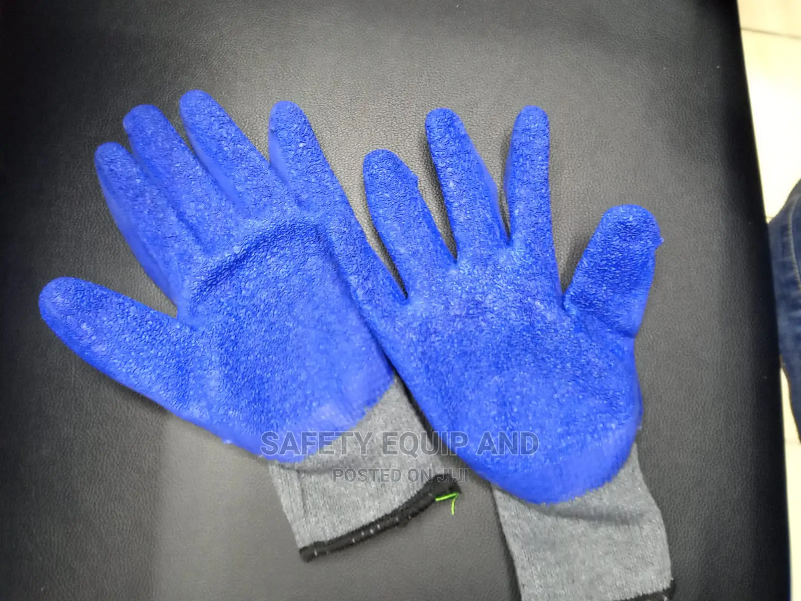Diamond Grip Blue Coated