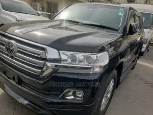 Toyota Land Cruiser 2015 Black