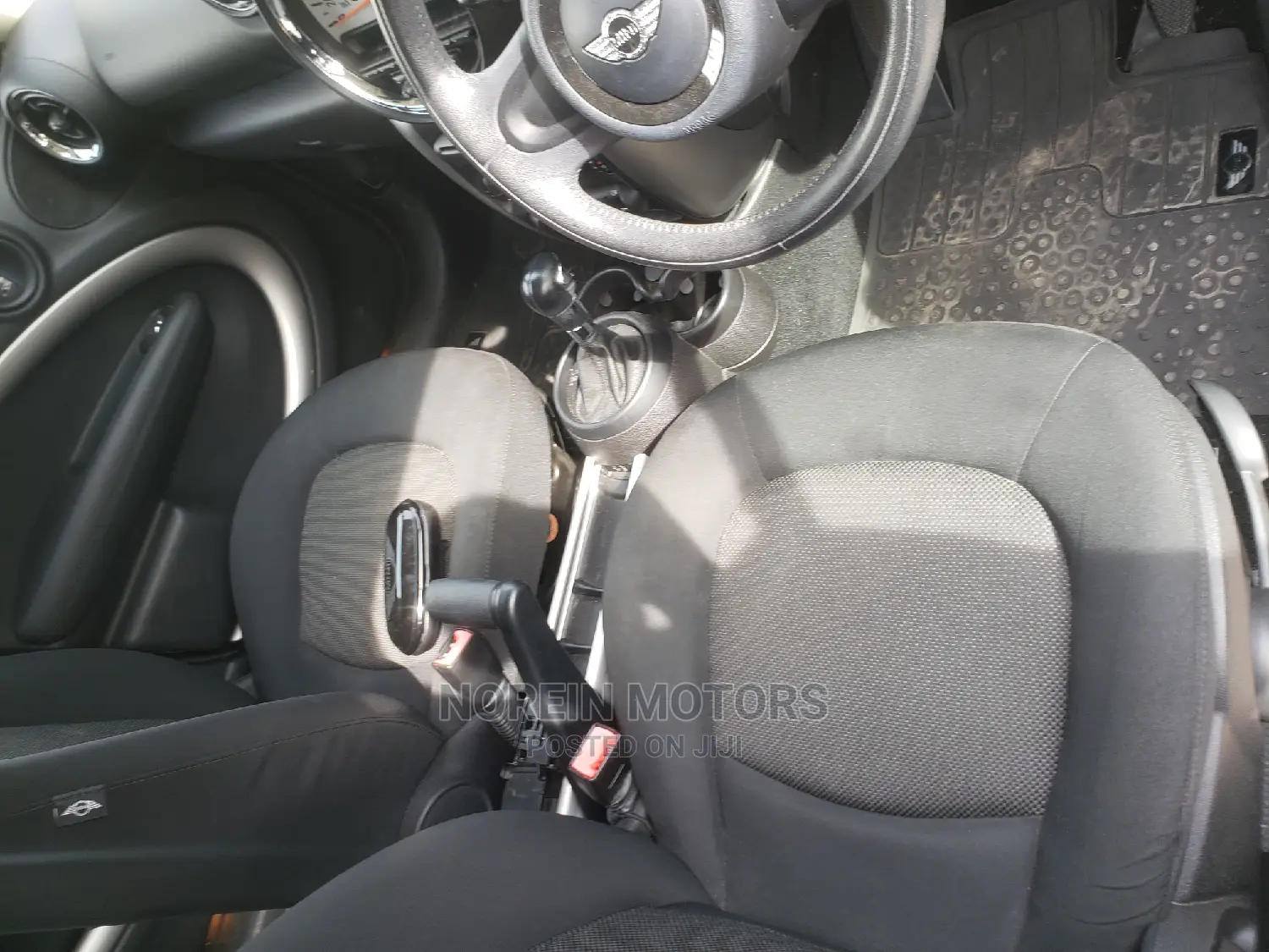 Mini Cooper 2014 White