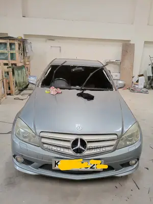 Mercedes W204 Front Windscreen