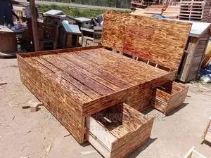 Pallets Bed
