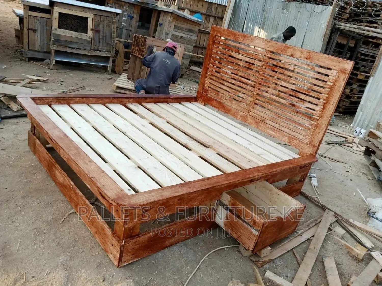 Pallets Bed
