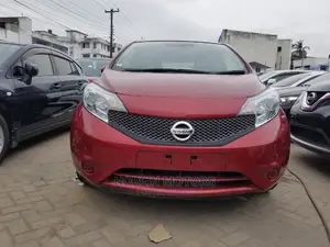 Nissan Note 2014 SV Premium Red