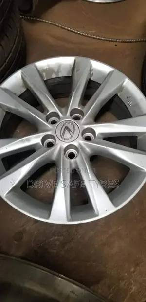 19 Inch Lexus Original Rims Set