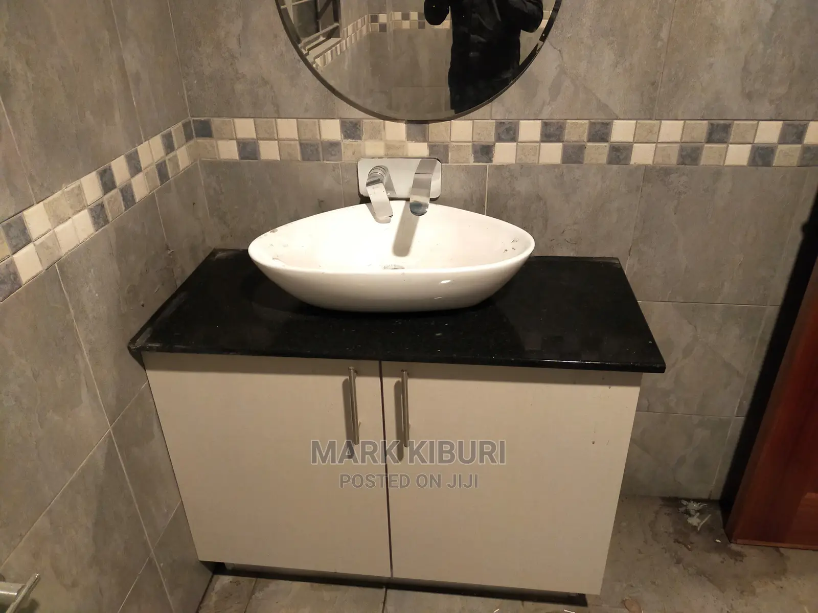 Black-2450x630mm-Granite