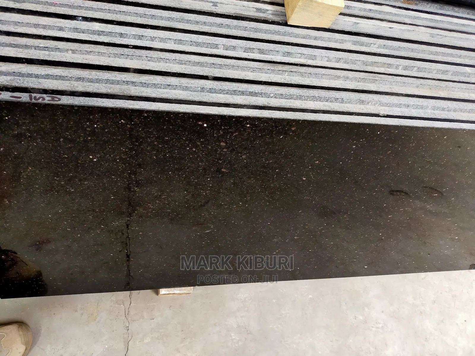Black Galaxy-240x61cm-Granite
