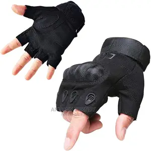 Tactical Climbing and Hunting Gloves.
