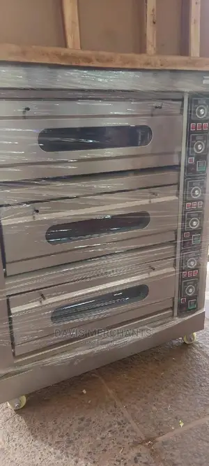 Oven Six Trays