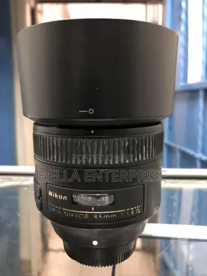 Nikon 85mm Prime