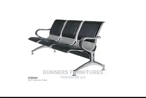 Airport Padded Link Chair.