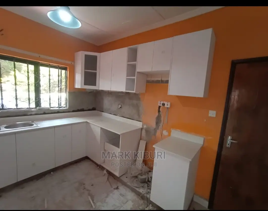 Galaxy (White} Granite