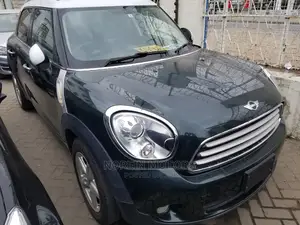 2014 Mini Cooper Green: Affordable and Eco-Friendly