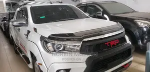 Toyota Hilux 2016 Off White