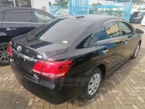 Toyota Premio 2015 Black