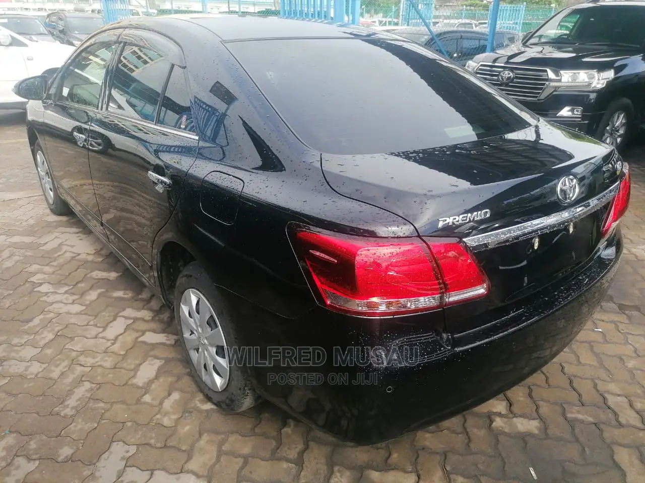 Toyota Premio 2015 Black