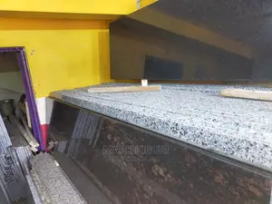 8x2ft Granite. Slabs
