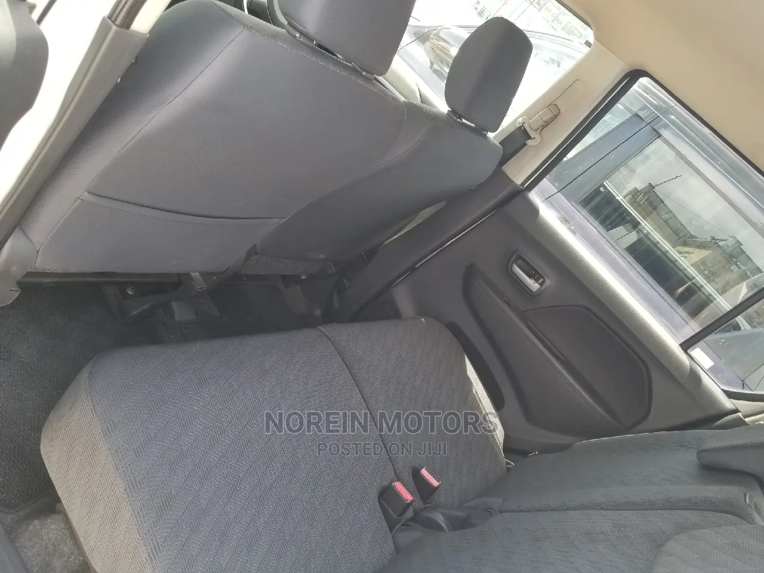 Suzuki Wagon 2015 White