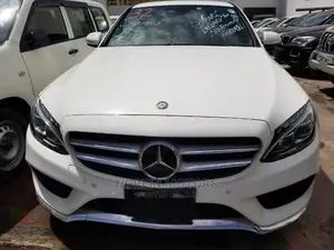 Mercedes-Benz C180 2015 Pearl