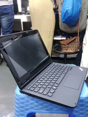 Laptop Lenovo ThinkPad Yoga 4GB Intel Celeron SSD 128GB