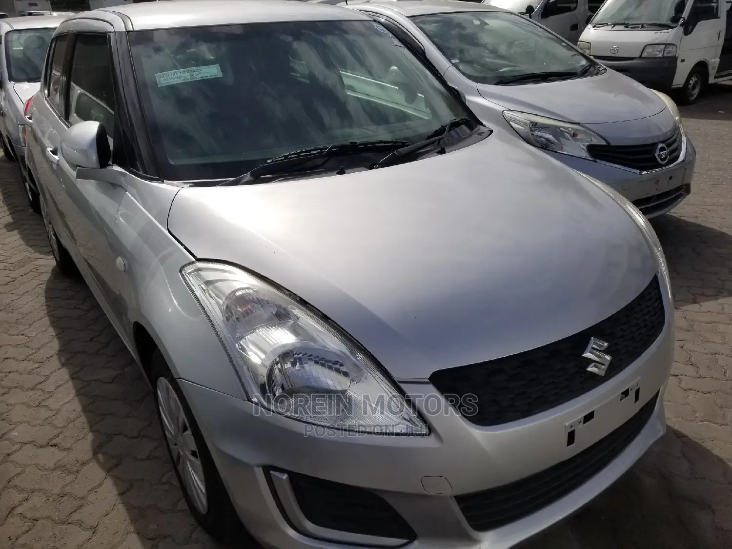 Suzuki Swift 2014 Silver