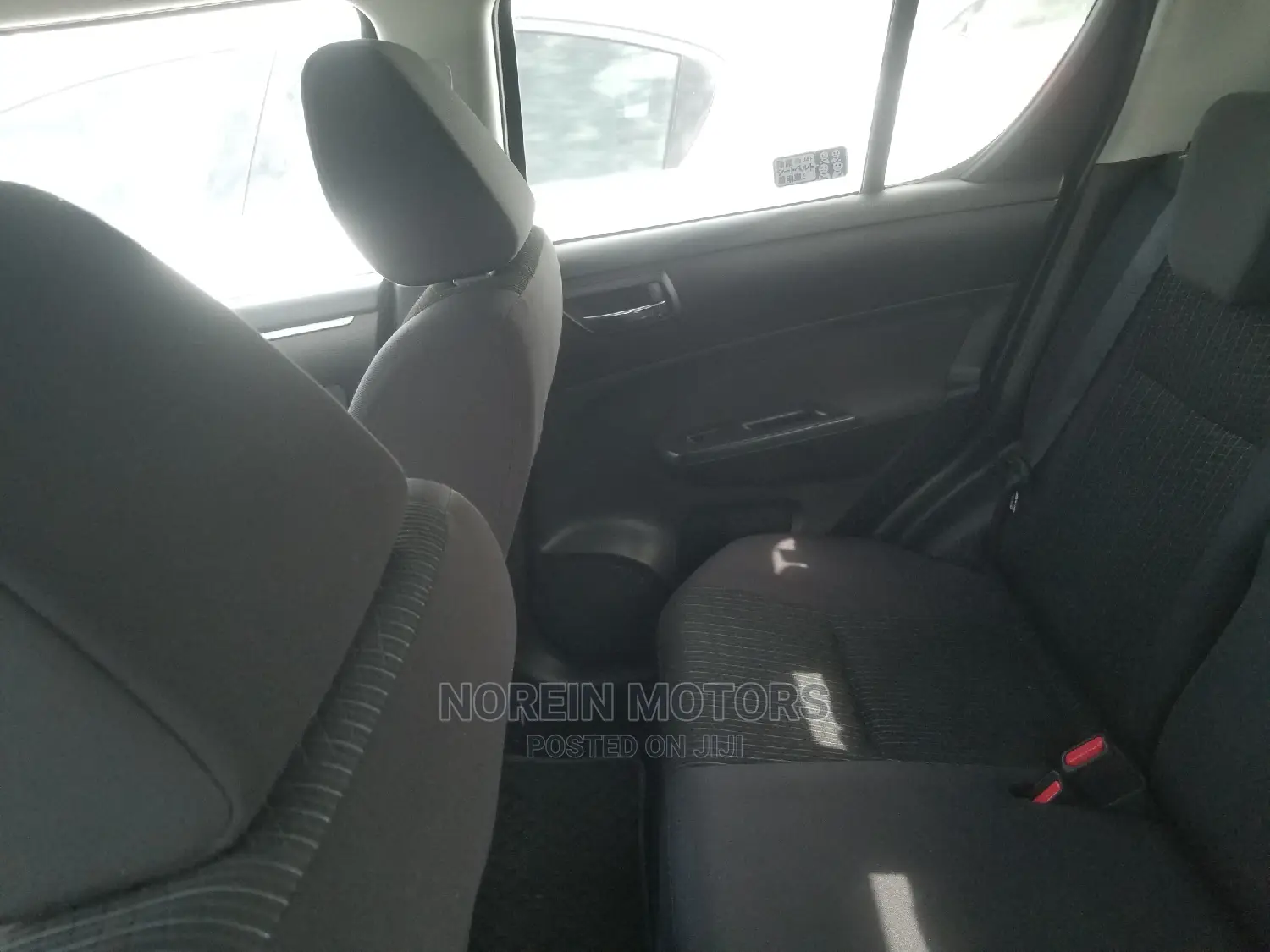 Suzuki Swift 2014 Silver