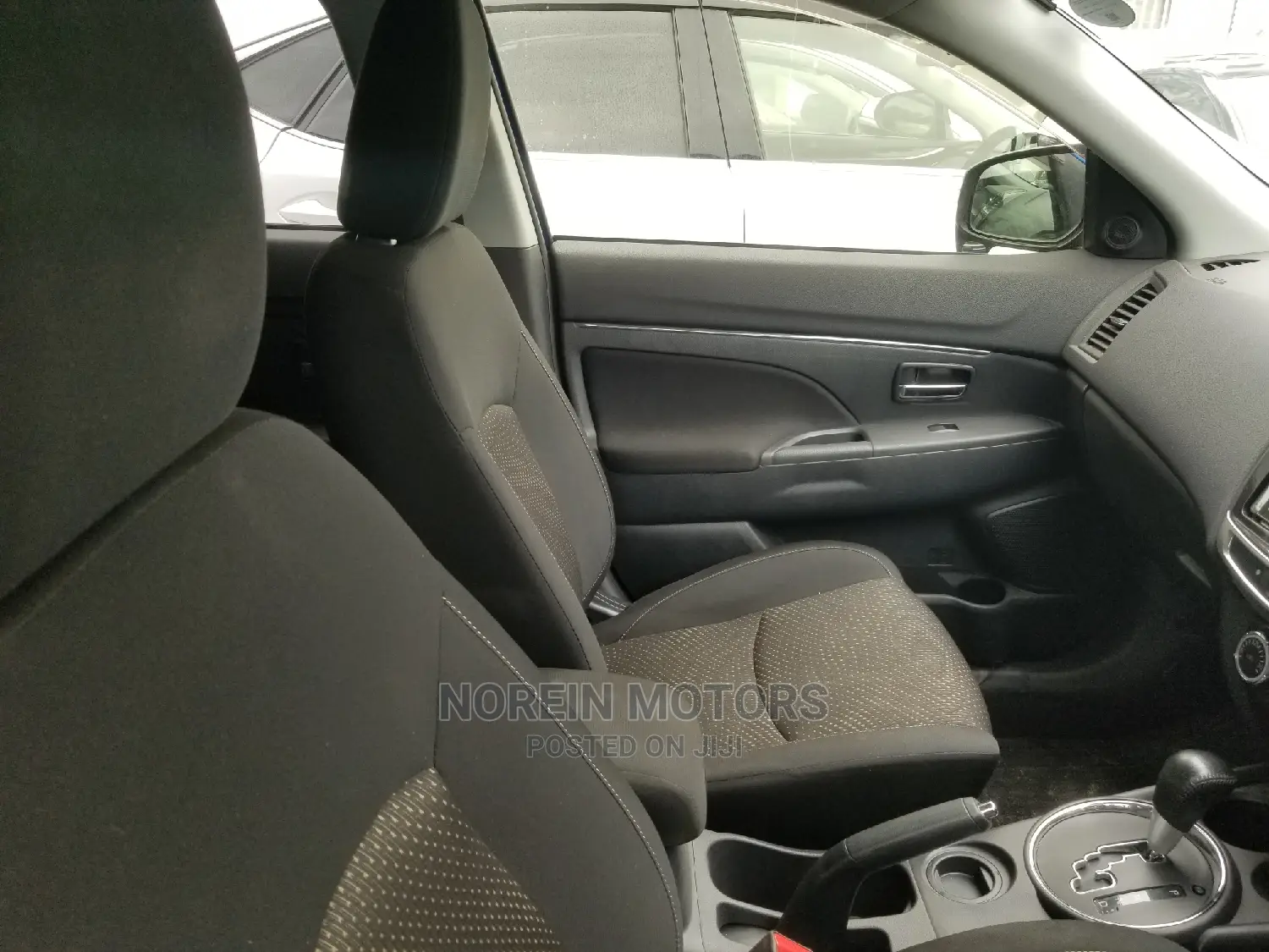 Mitsubishi RVR 2014 Blue