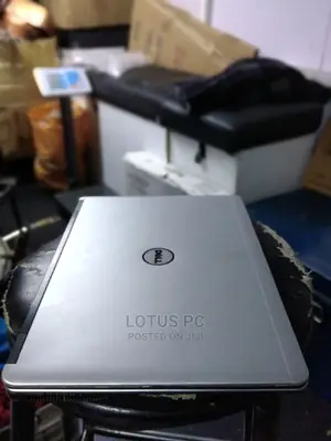 Laptop Dell Latitude 7440 4GB Intel Core I5 HDD 500GB