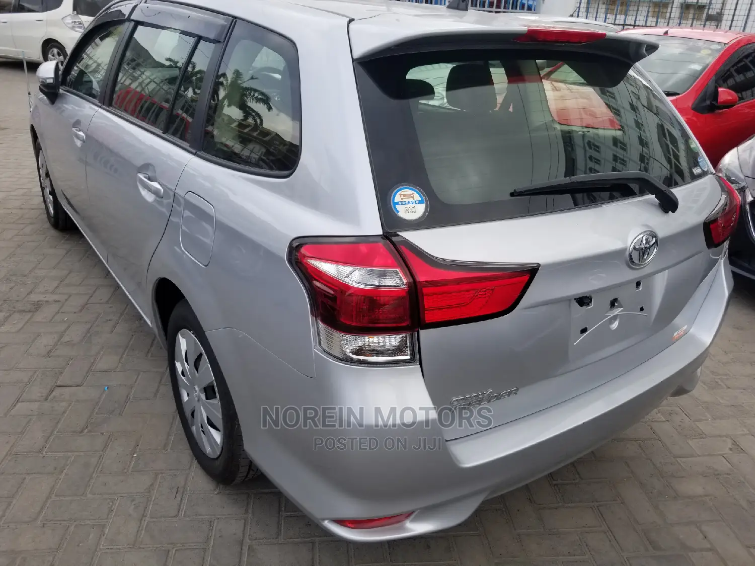 Toyota Fielder 2015 Silver