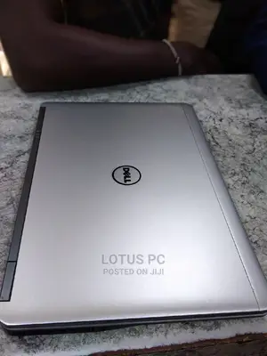 Laptop Dell Latitude E7240 4GB Intel Core I5 SSD 128GB