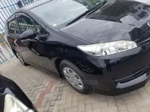 Toyota Wish 2014 Black