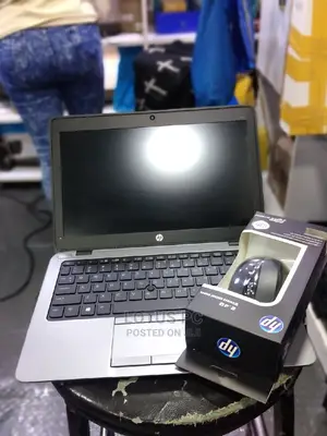 Laptop HP EliteBook 820 4GB Intel Core I5 HDD 500GB