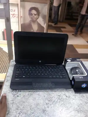 Laptop HP Stream 11 Pro G4 EE 4GB Intel Celeron SSD 60GB