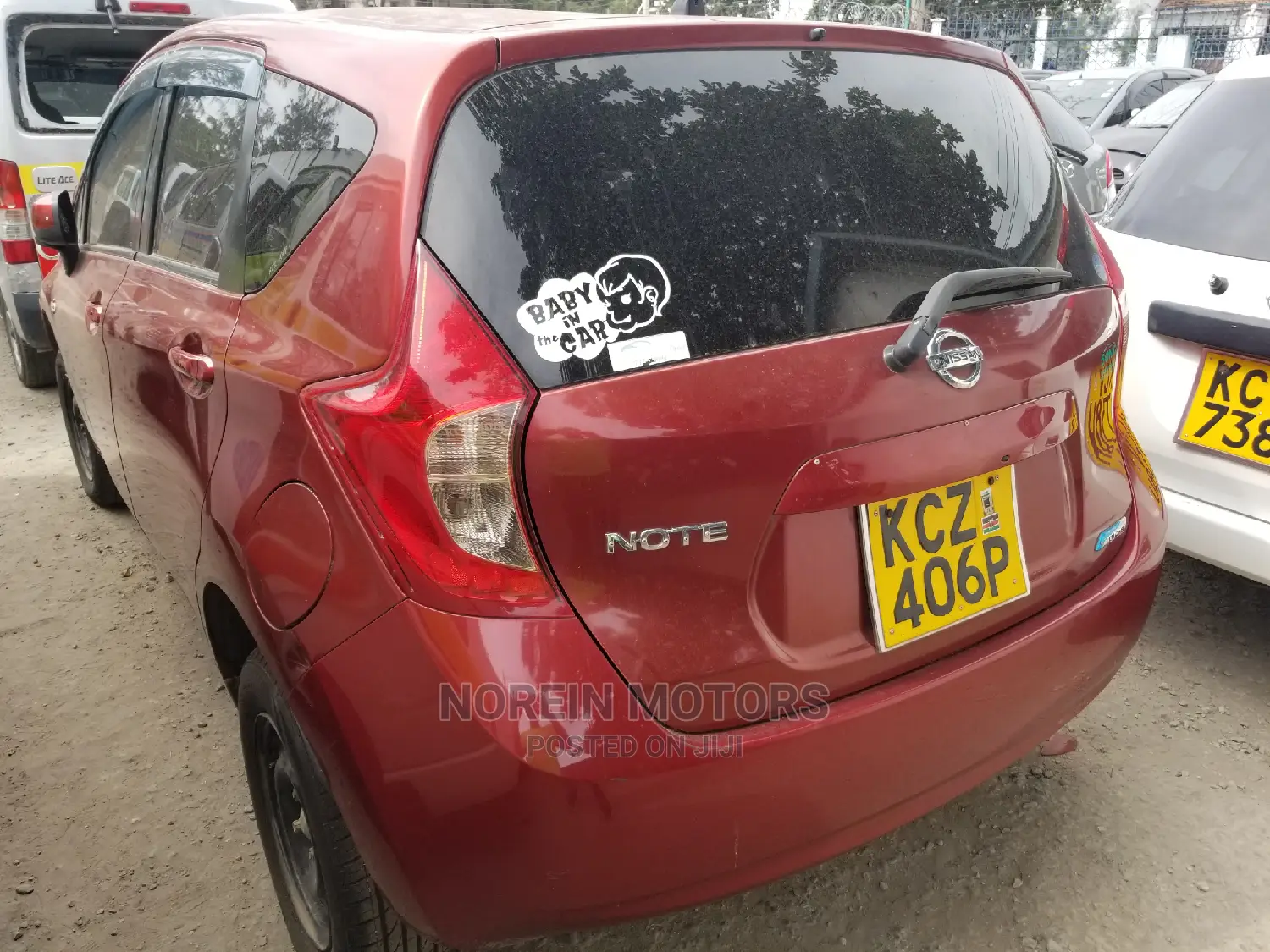 Nissan Note 2014 SV Premium Red