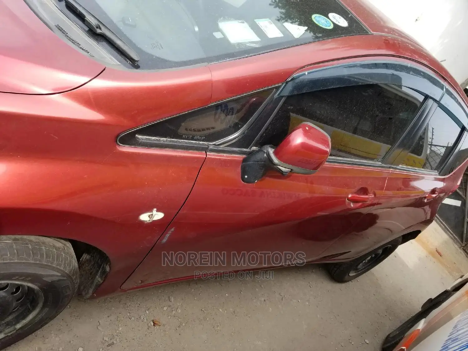 Nissan Note 2014 SV Premium Red