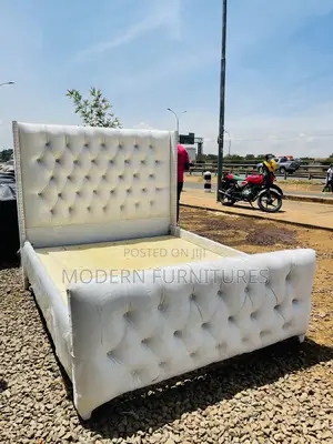 5/6 White Tufted Bed