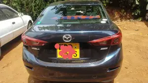 Front Windscreen Axela